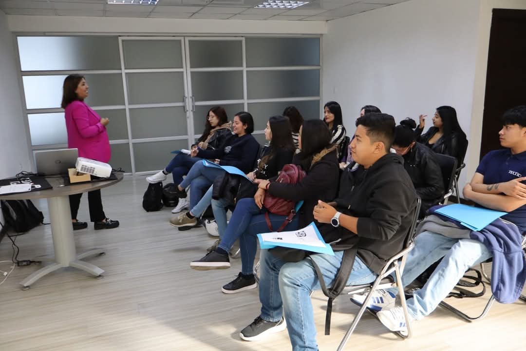 Equipo de Cobranza 360 comprometido con la excelencia